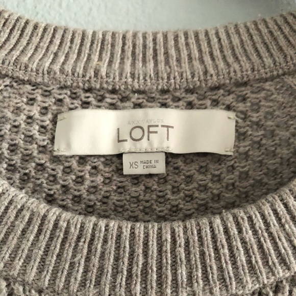 Ann Taylor LOFT knit Sweater Size XS - Picture 3 of 7